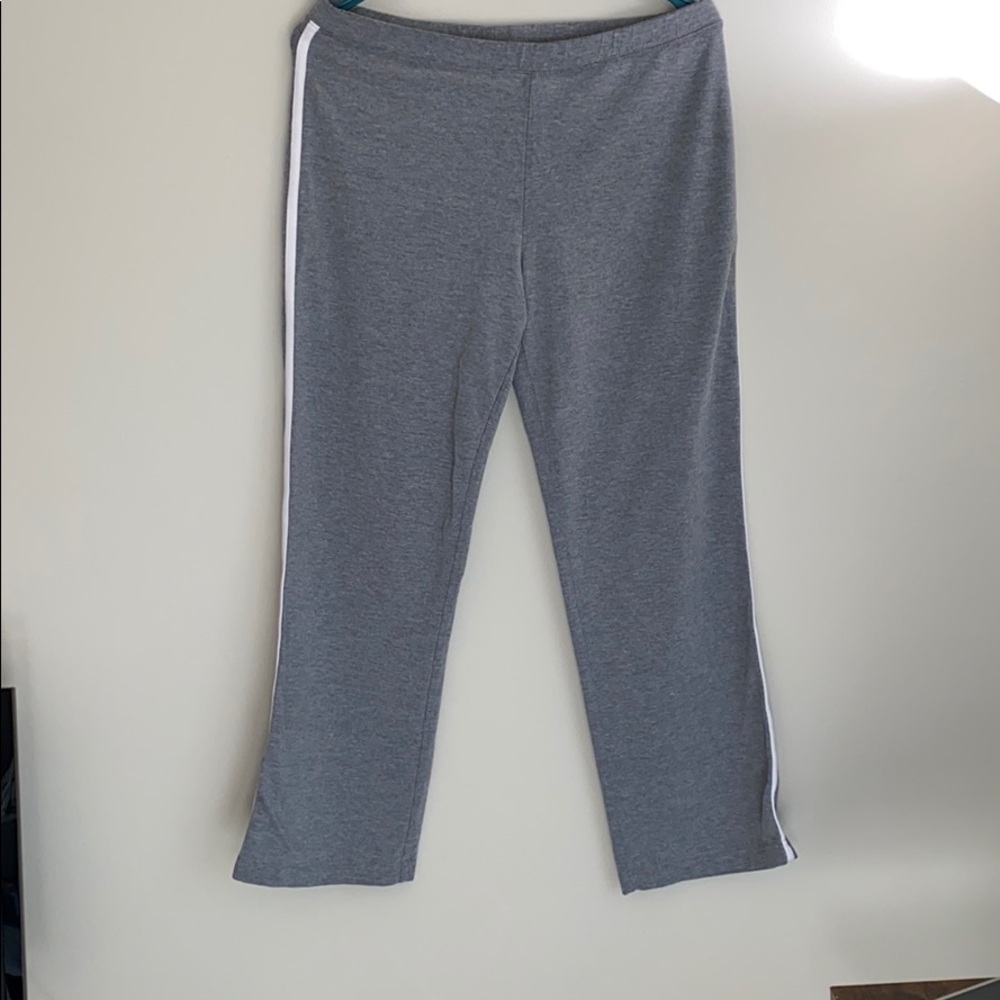 Grey leggings